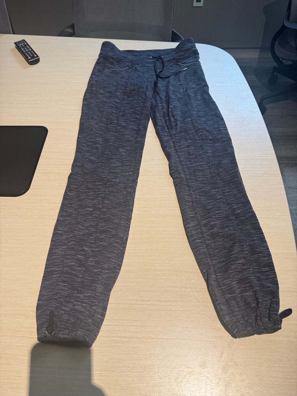 Athleta Space Dye Jogger Pants Women's XS Navy Zip Pocket Athletic